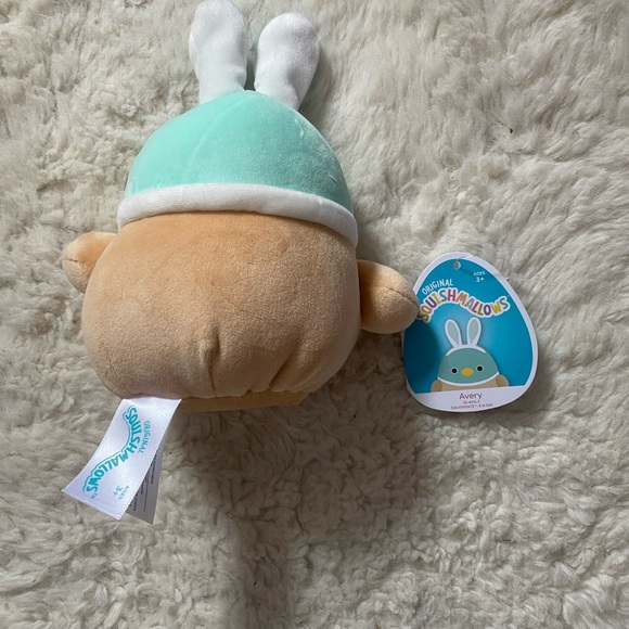 Avery Easter squishmallow - Picture 2 of 2